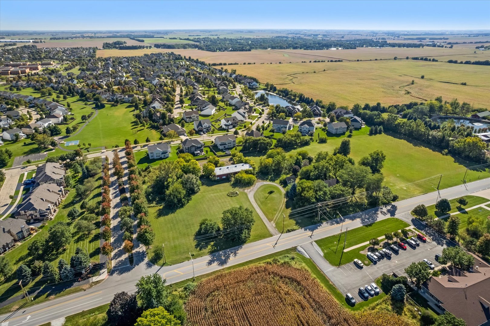main property photo 16