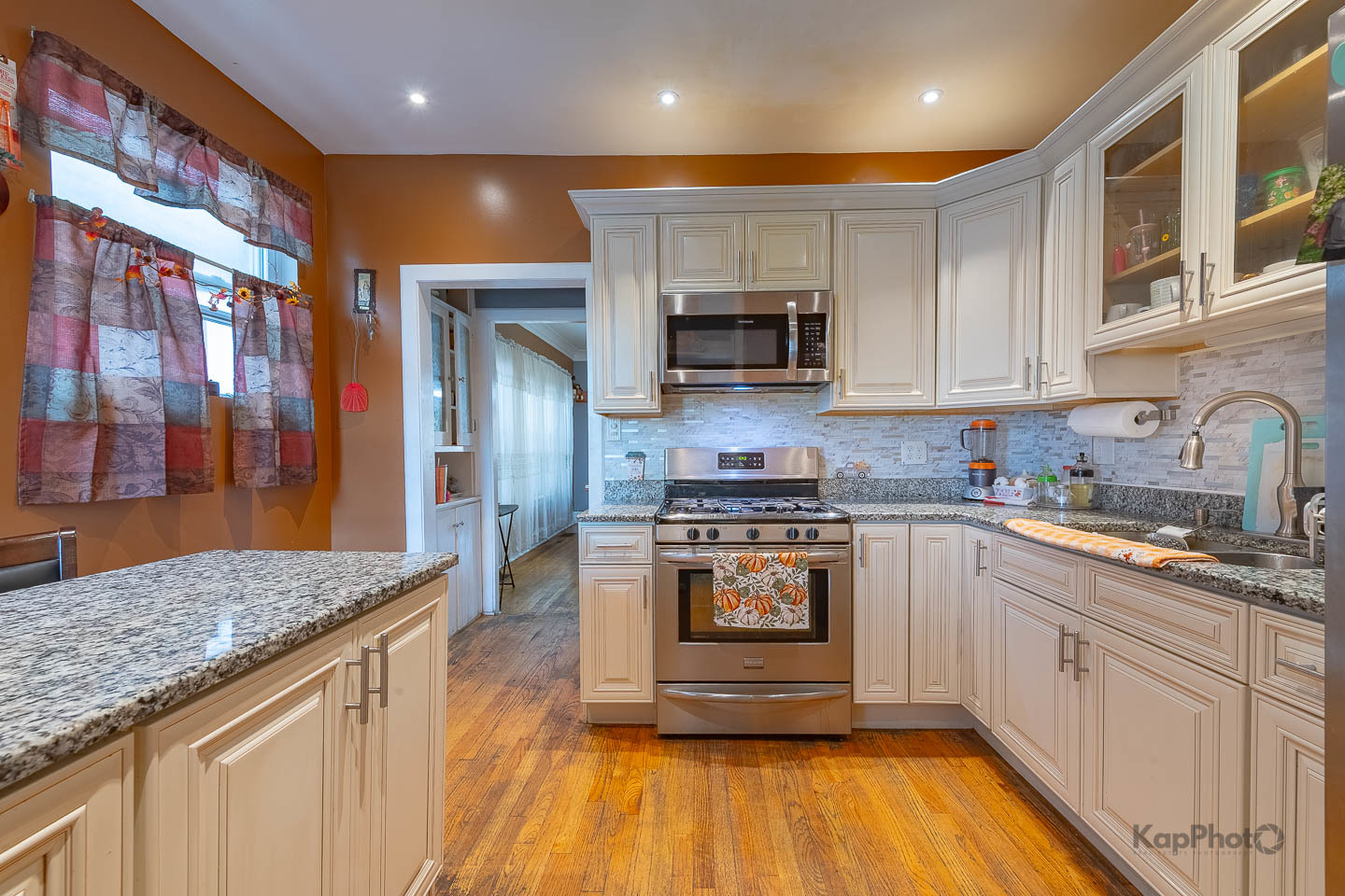 main property photo 5