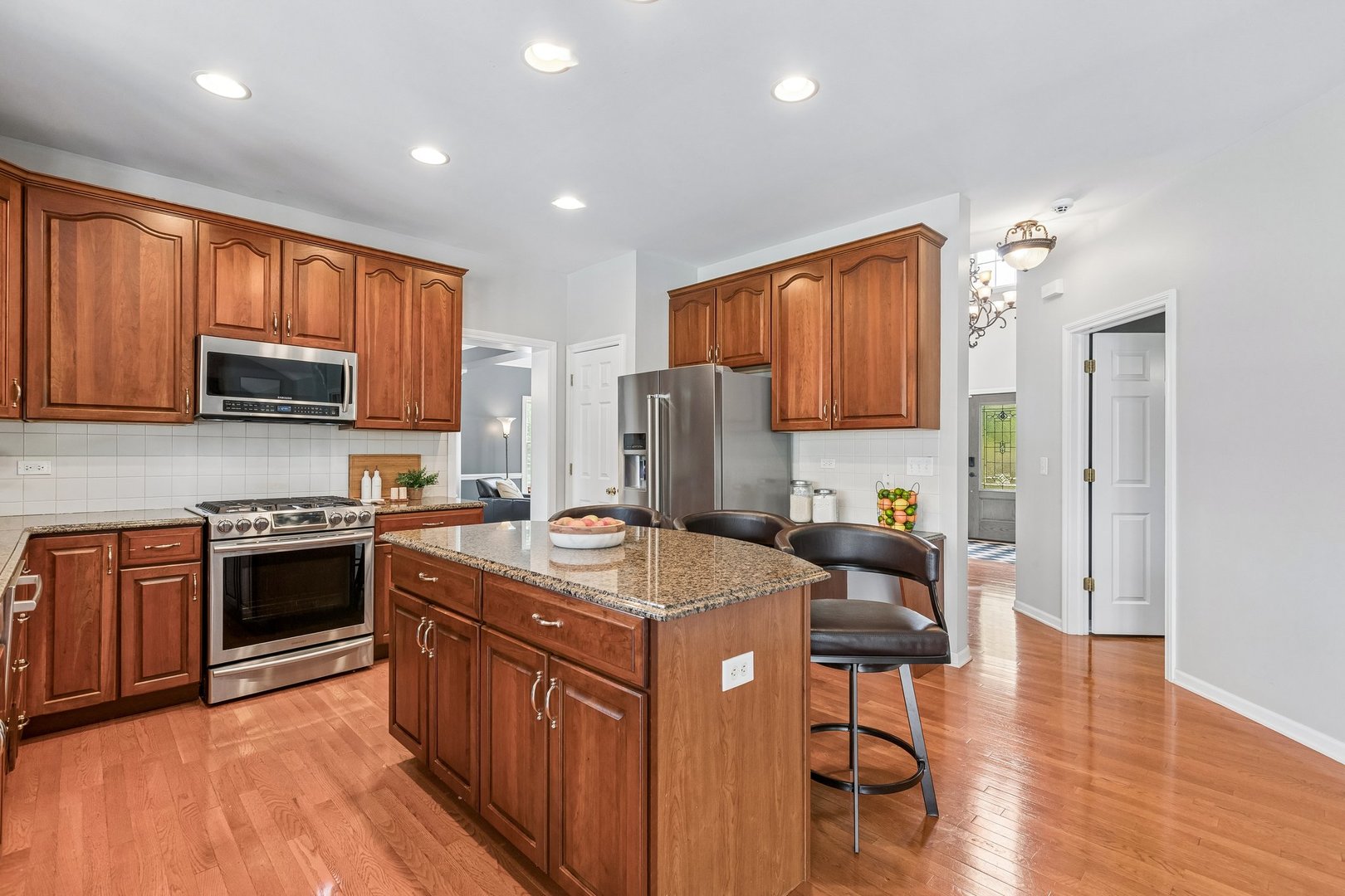 main property photo 14