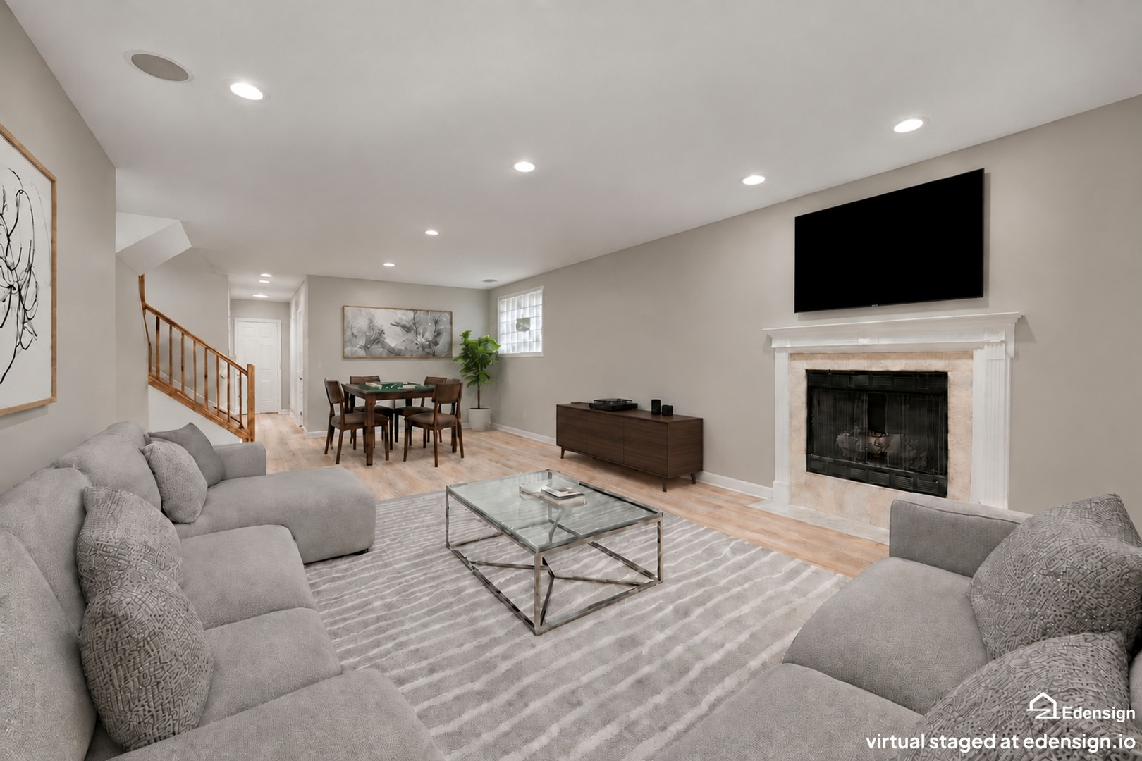 main property photo 19