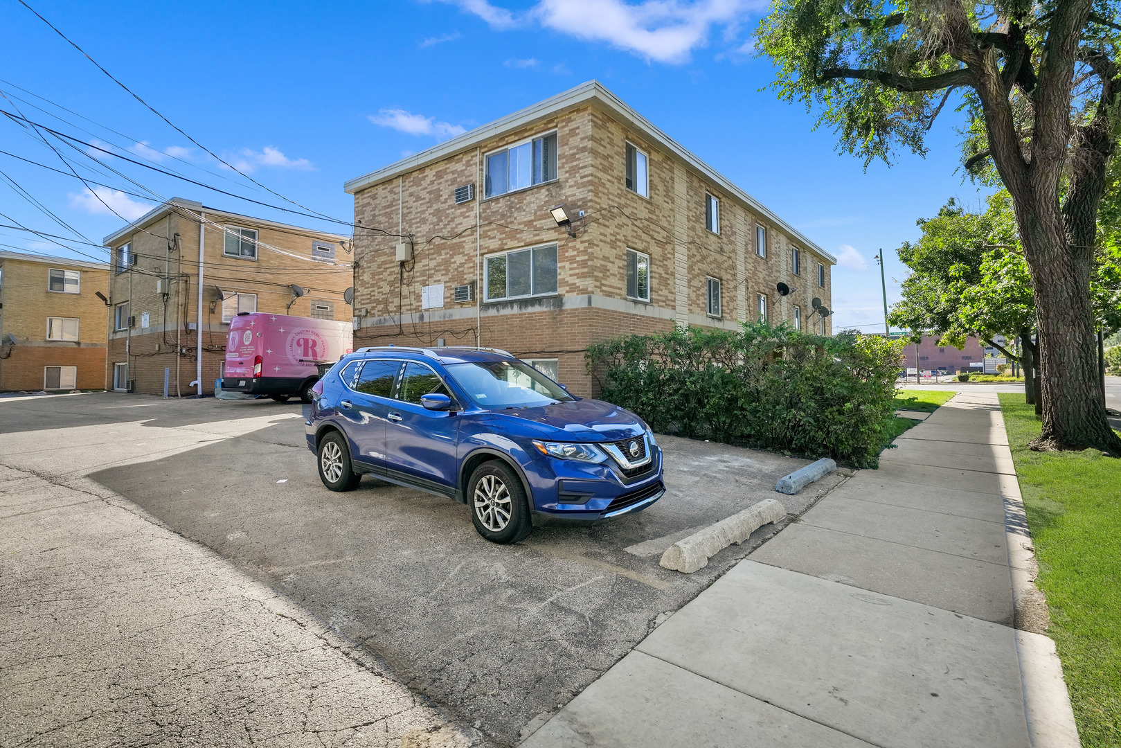 main property photo 5