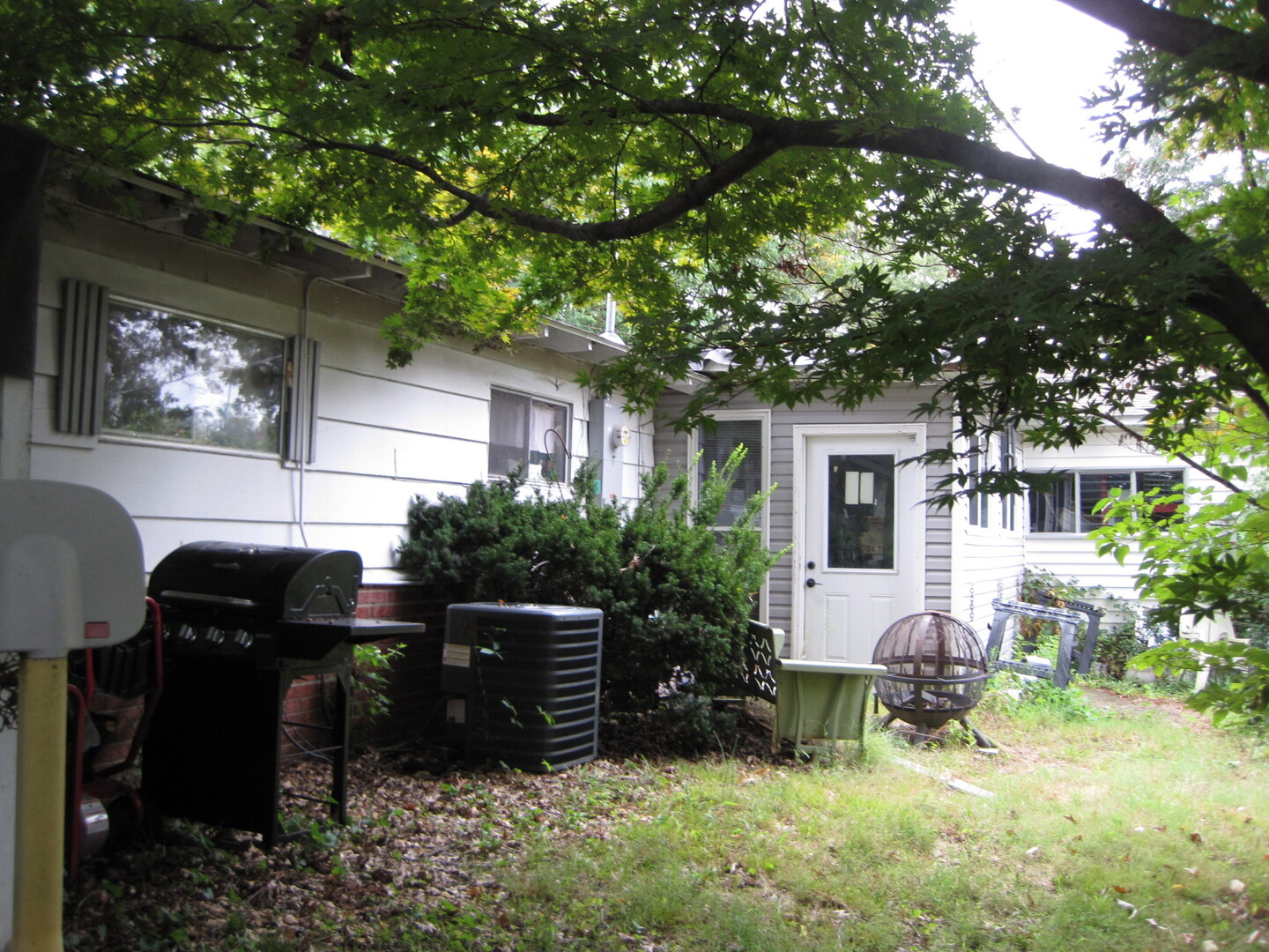 main property photo 9