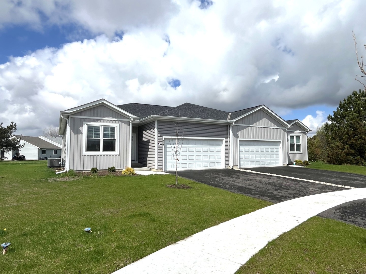 main property photo 0