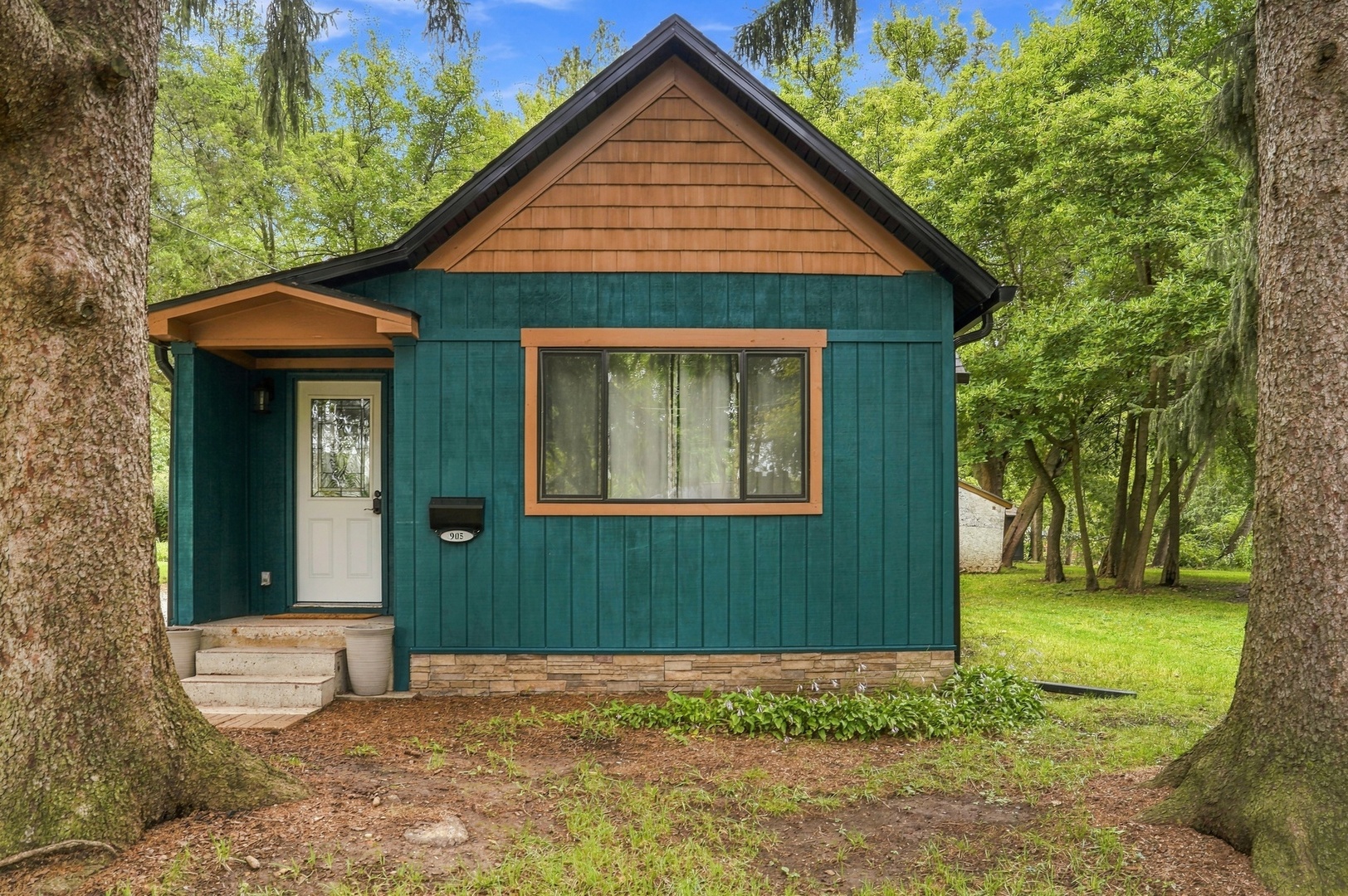main property photo 2