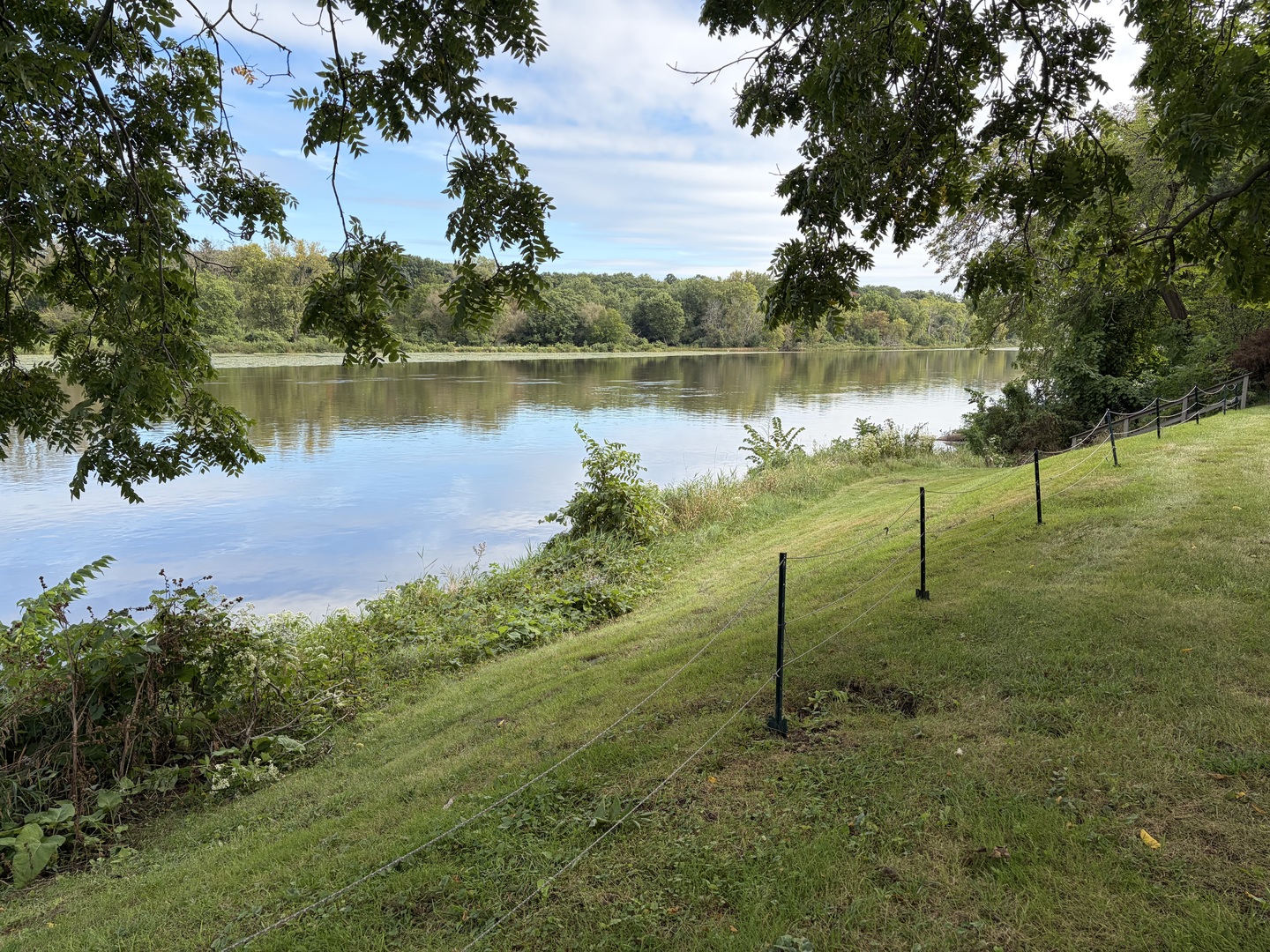 main property photo 38