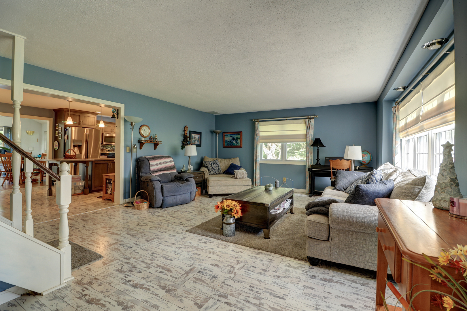 main property photo 11