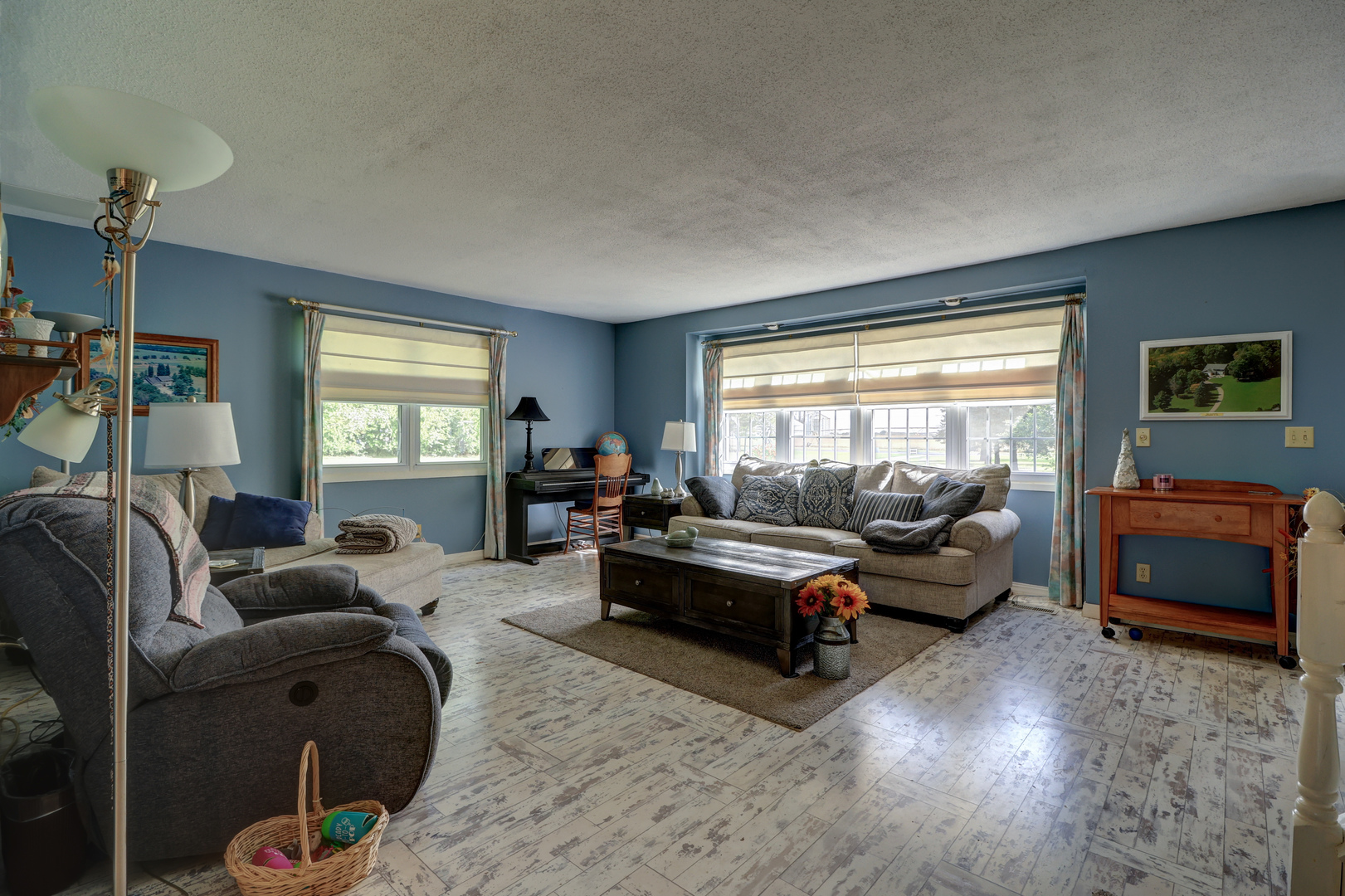 main property photo 12