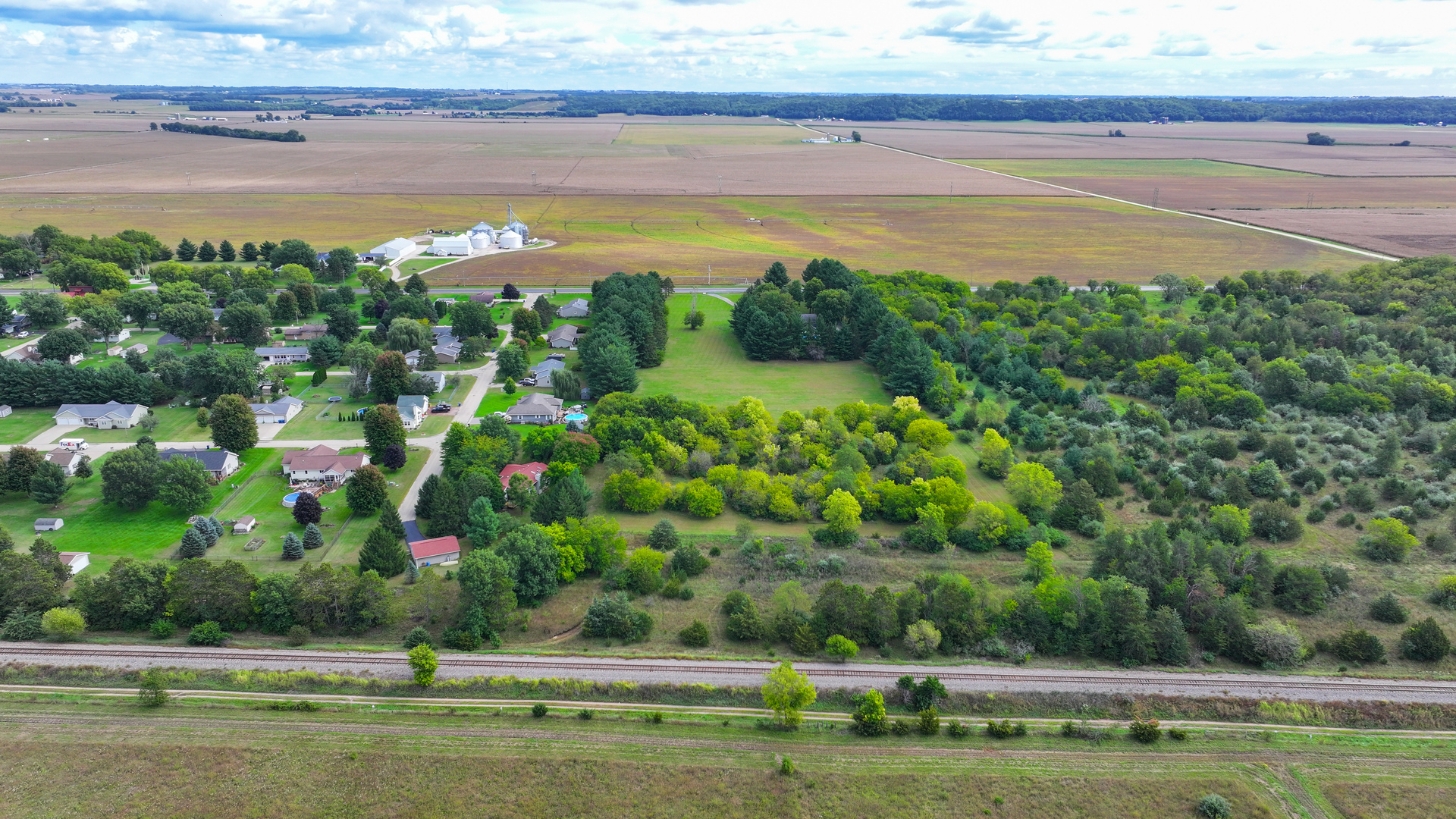 main property photo 42
