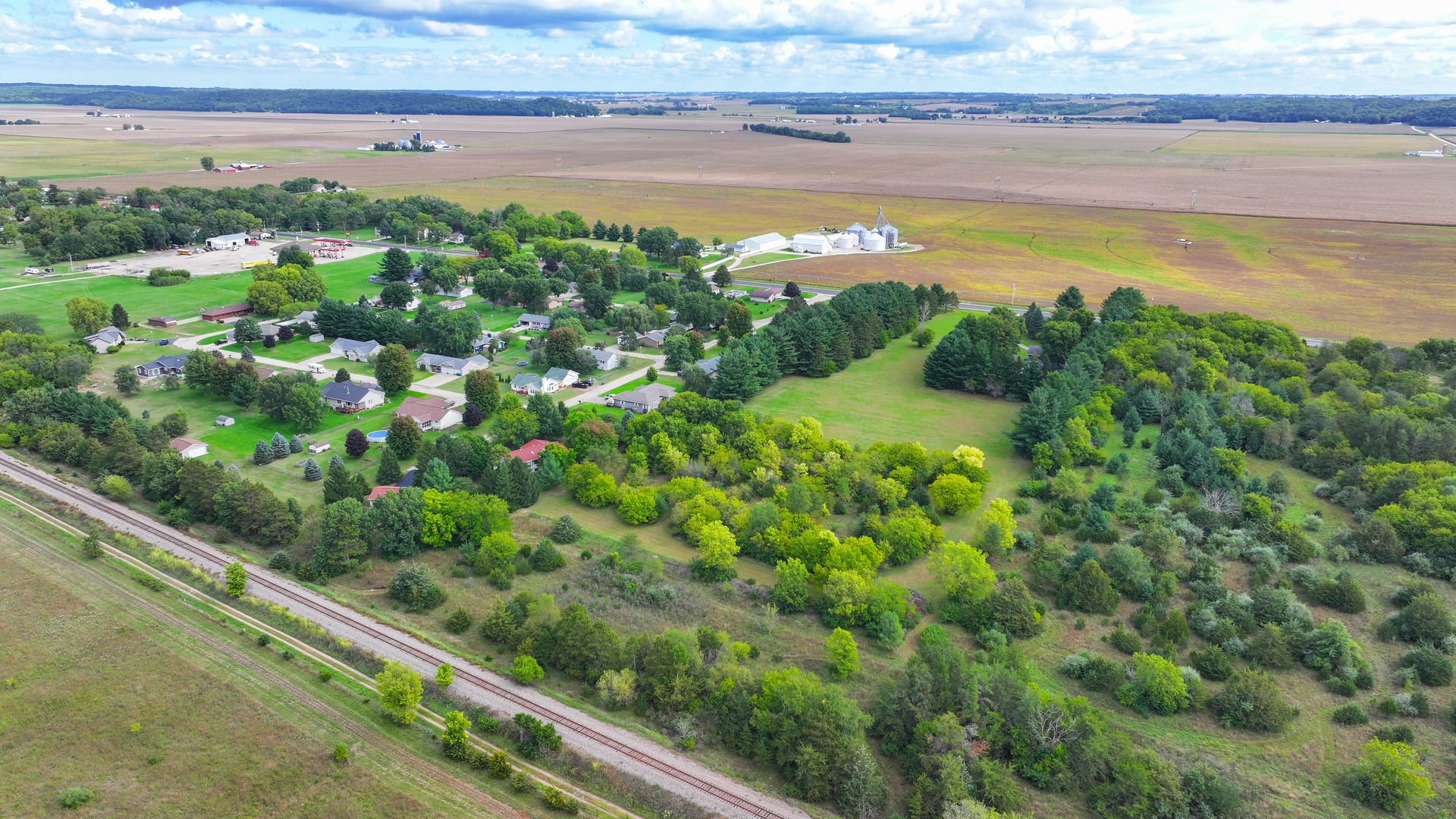 main property photo 43