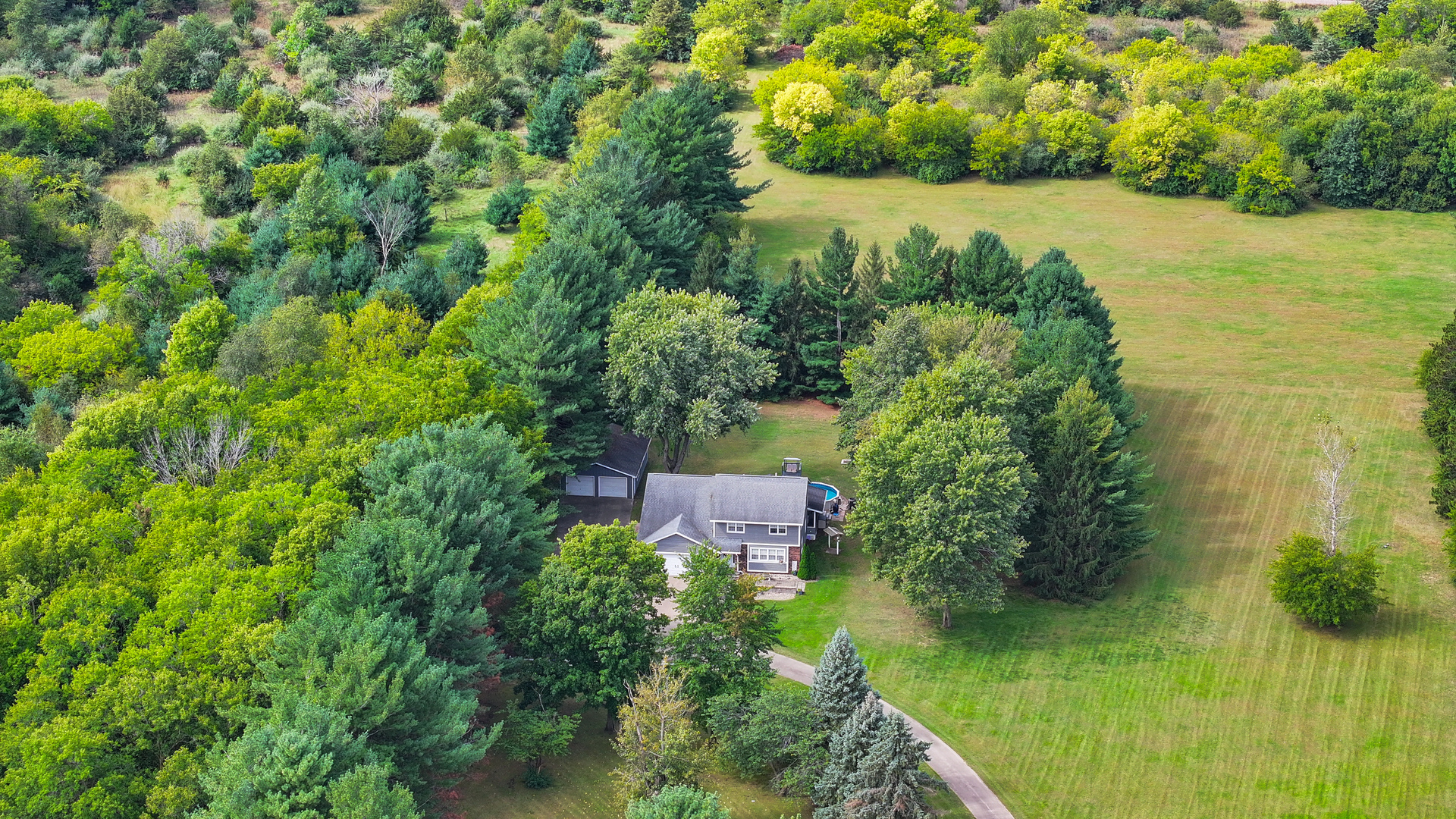 main property photo 49