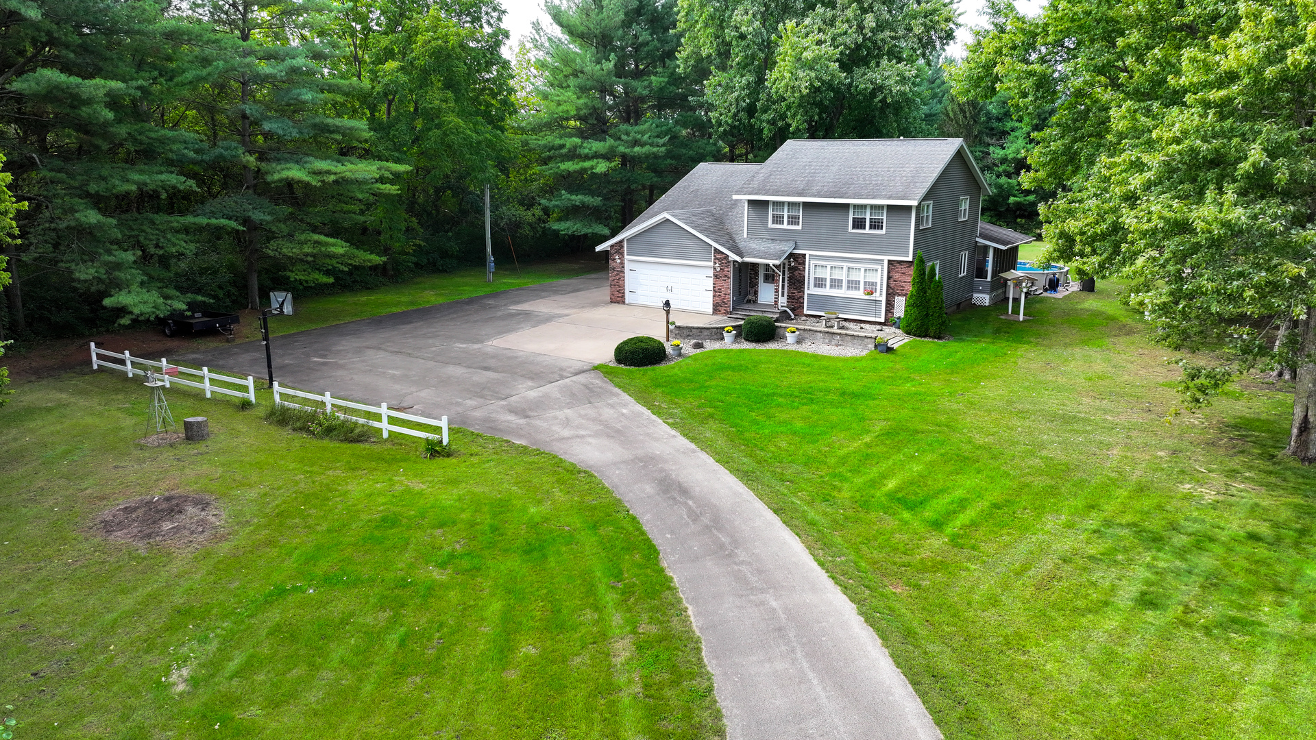 main property photo 50
