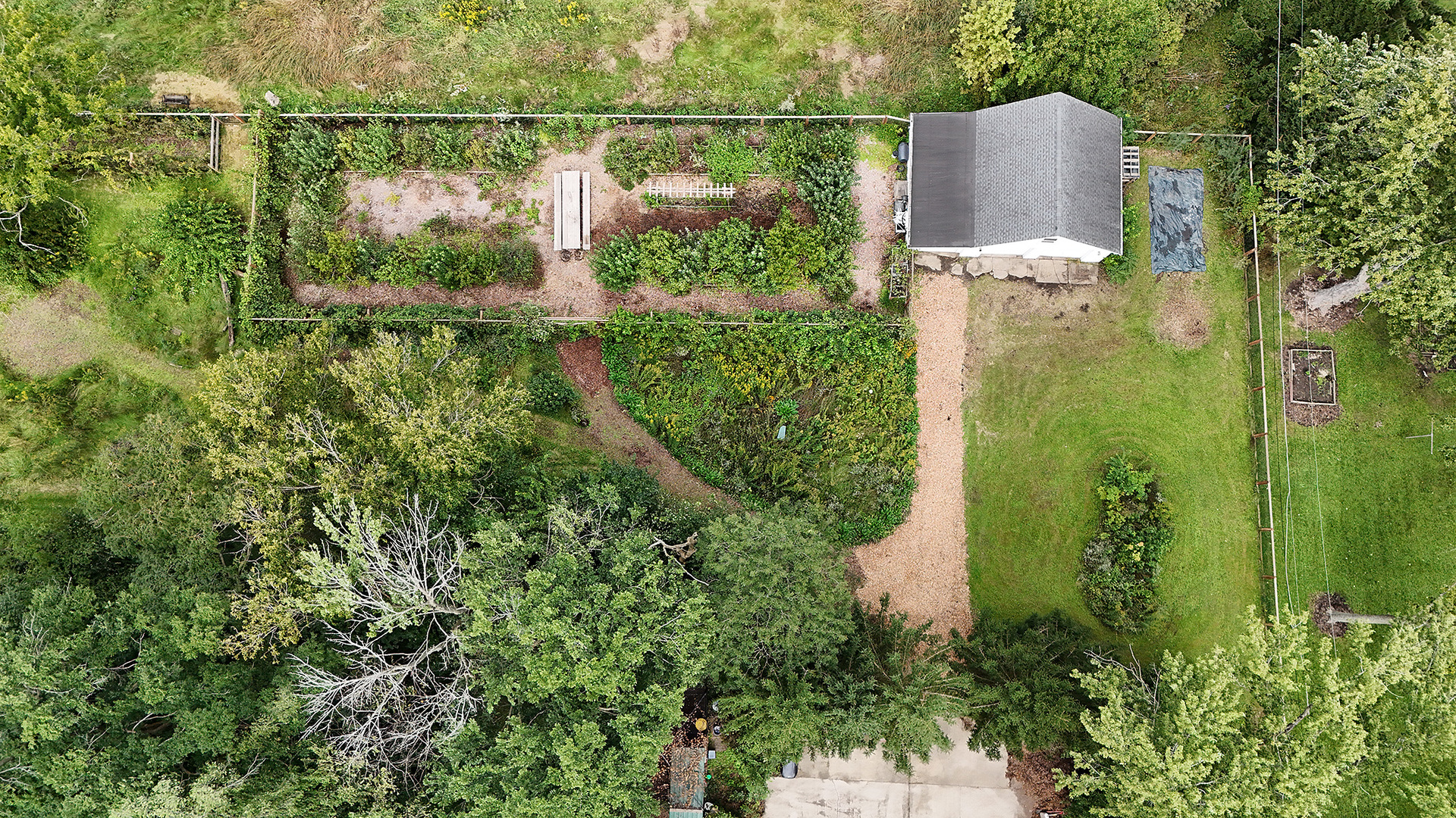 main property photo 57