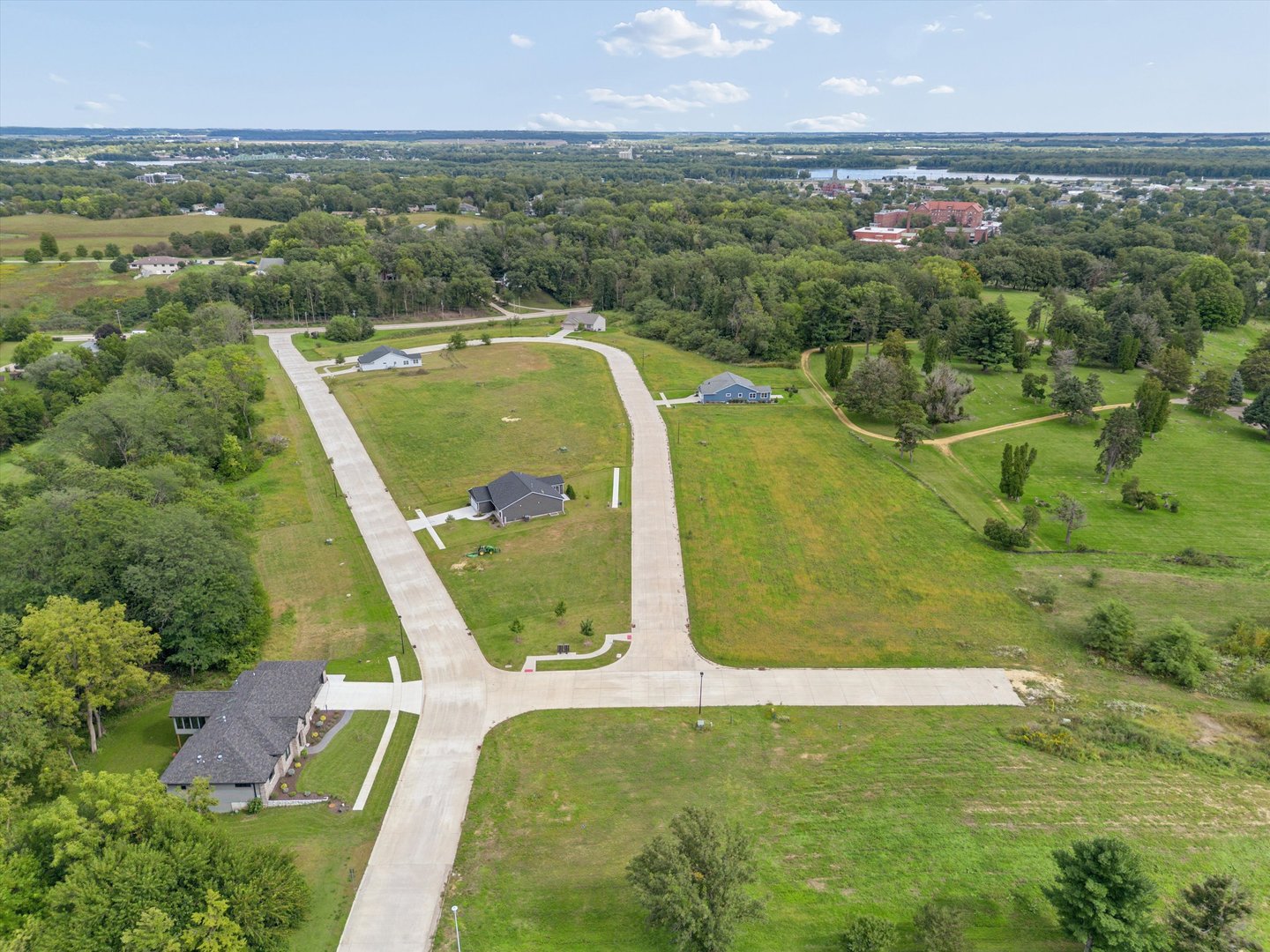 main property photo 7