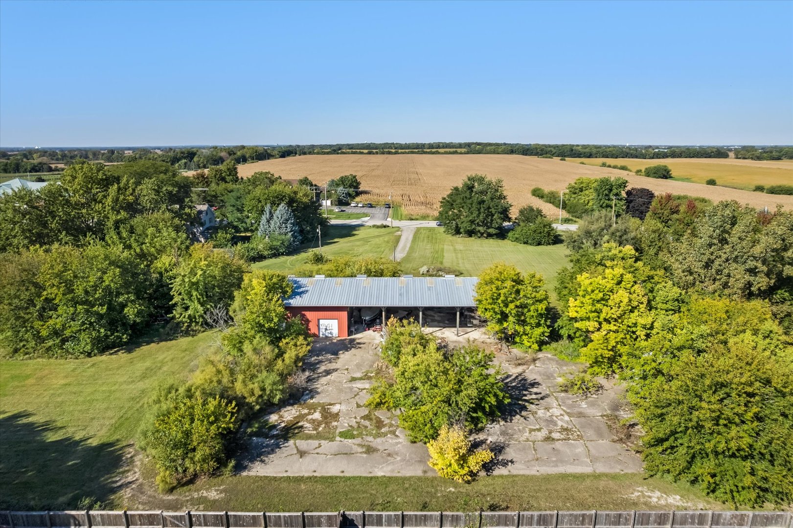 main property photo 5