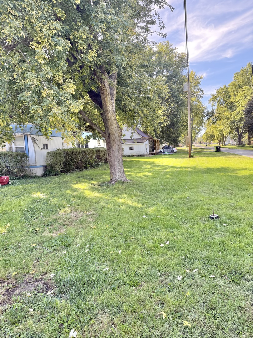 main property photo 14