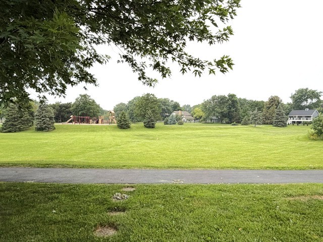 main property photo 17