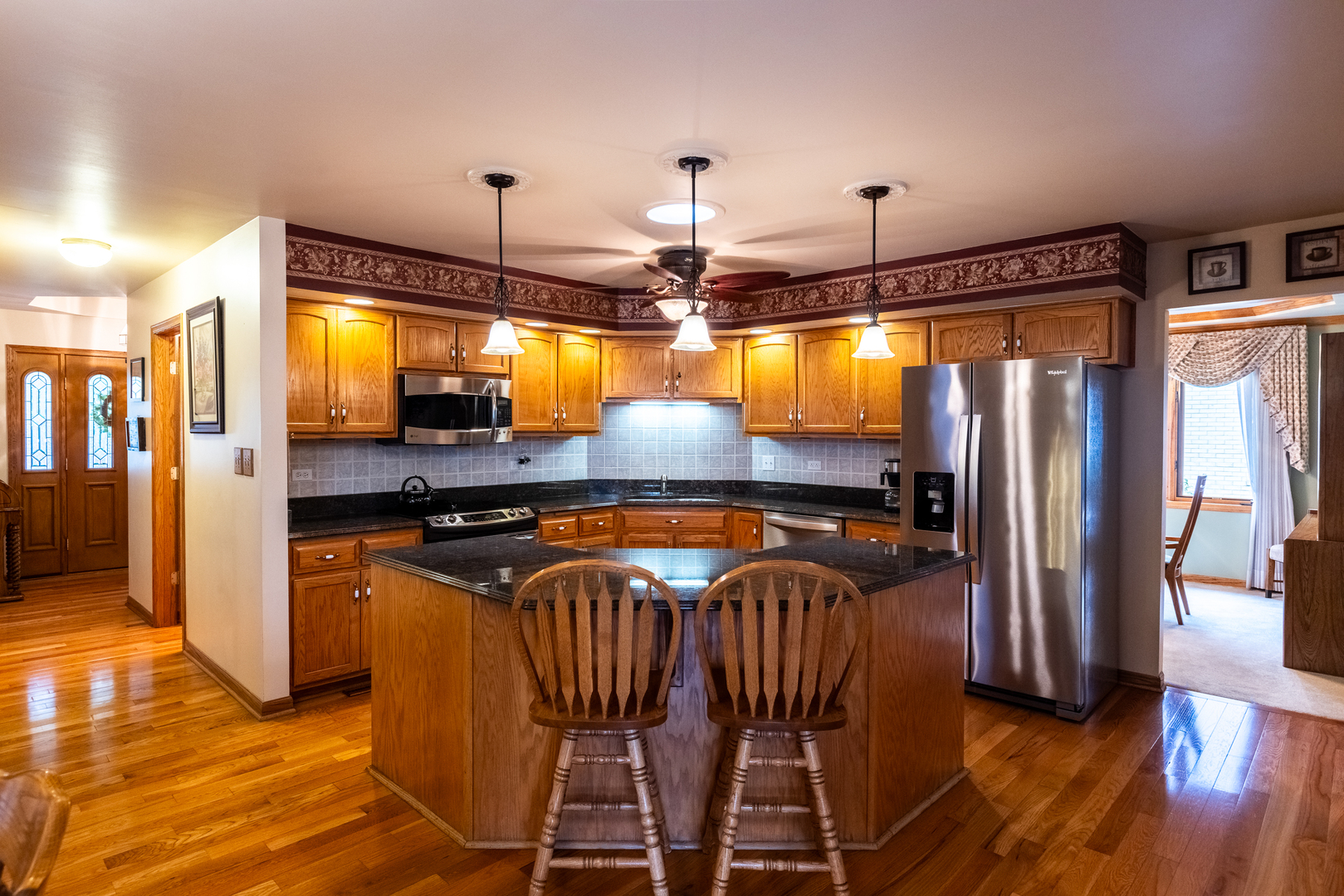 main property photo 6