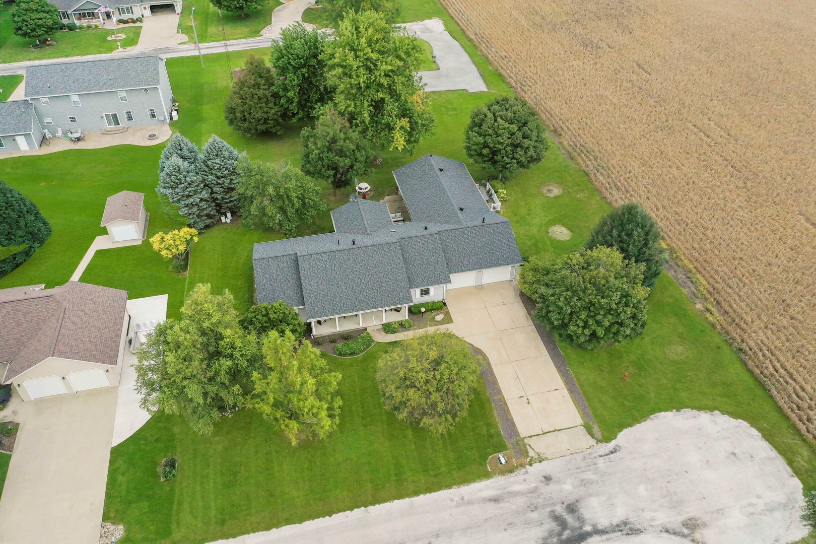 main property photo 26