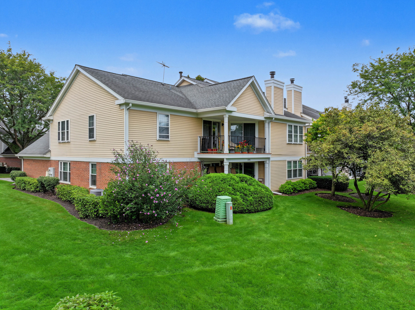 main property photo 20