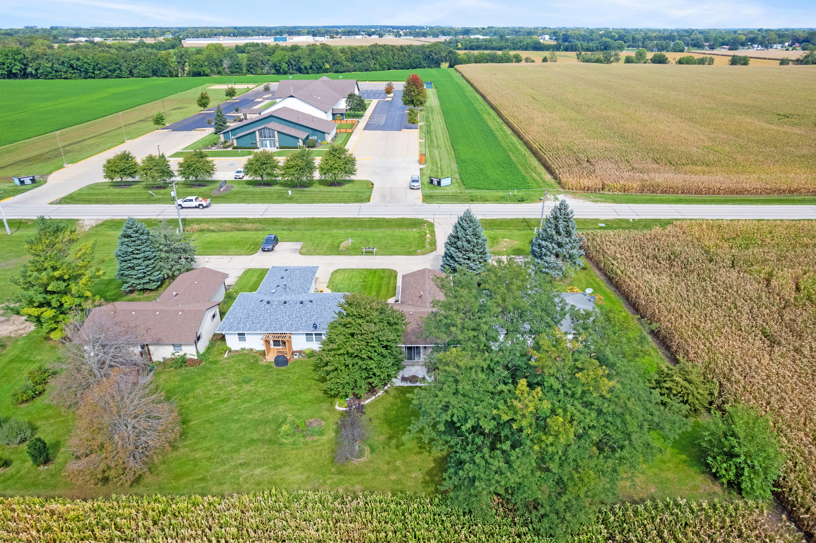 main property photo 22
