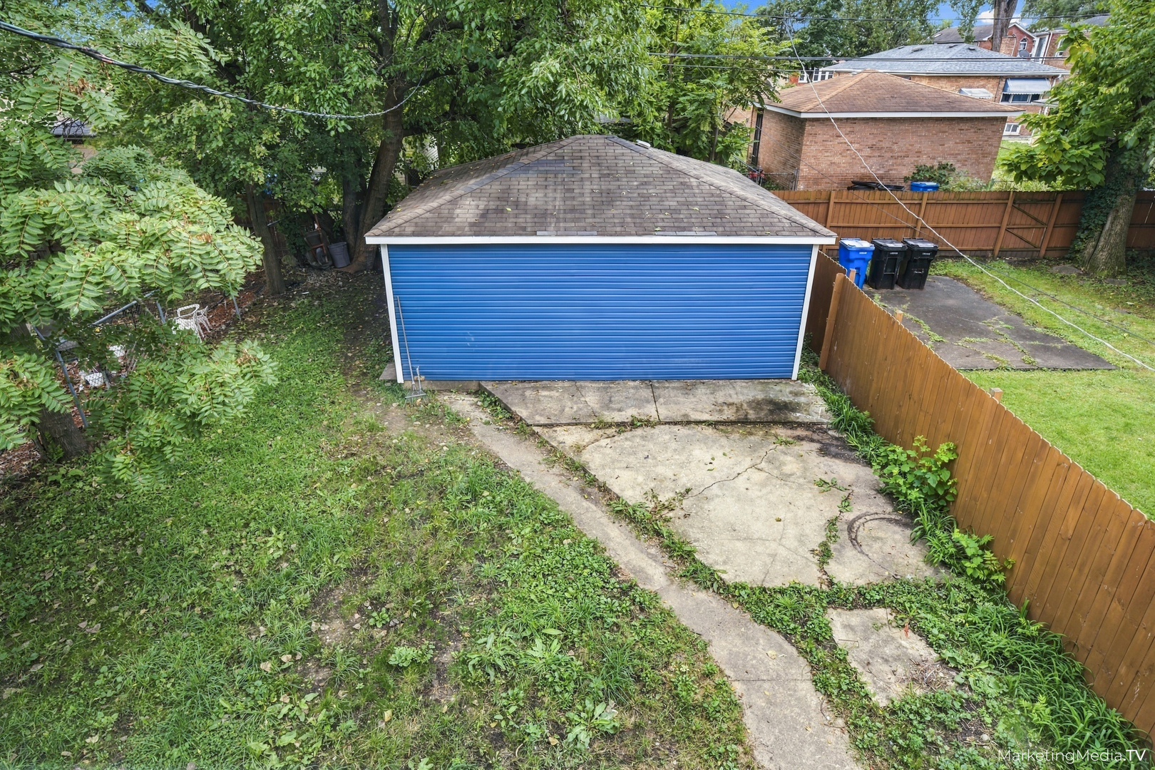main property photo 20