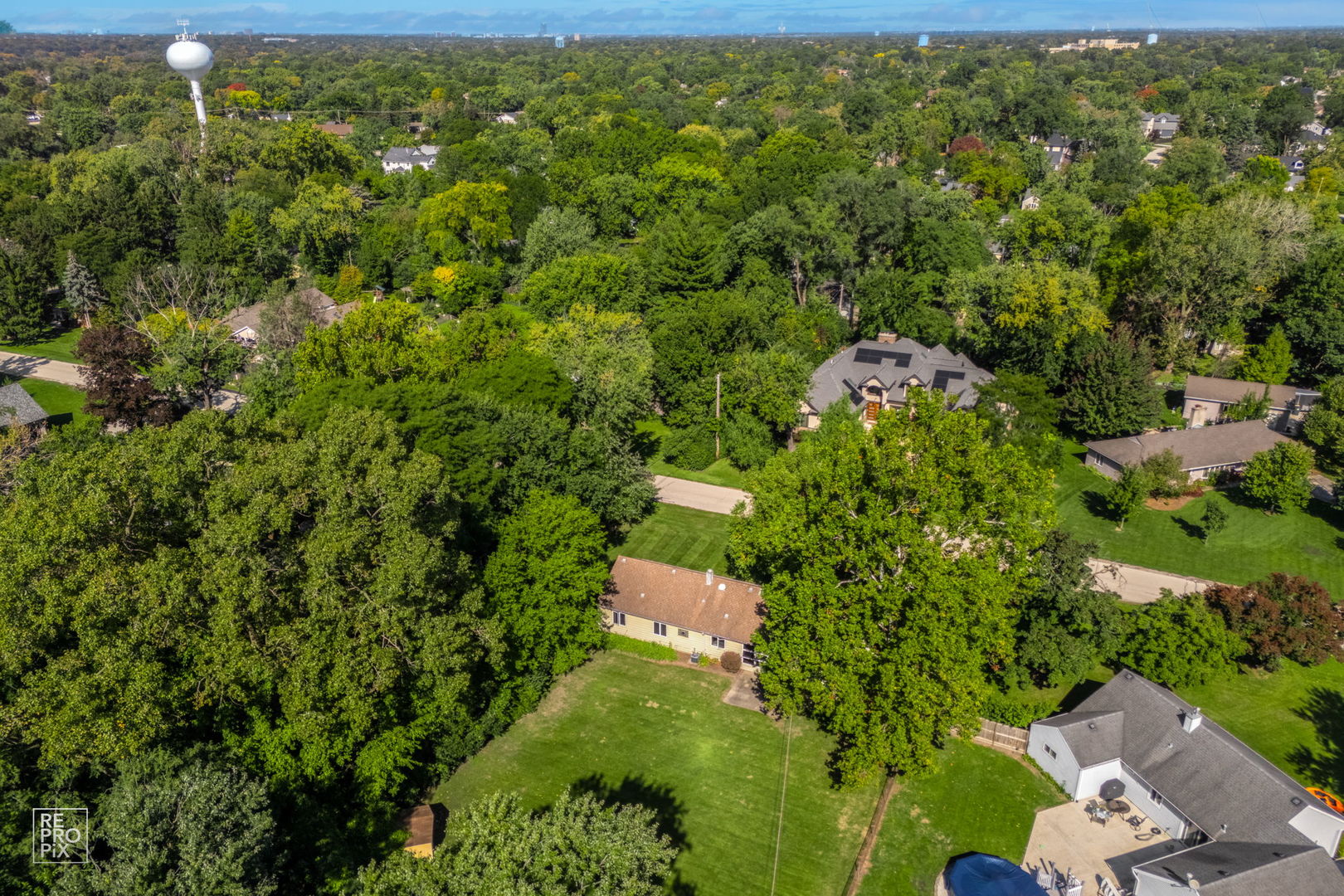 main property photo 9