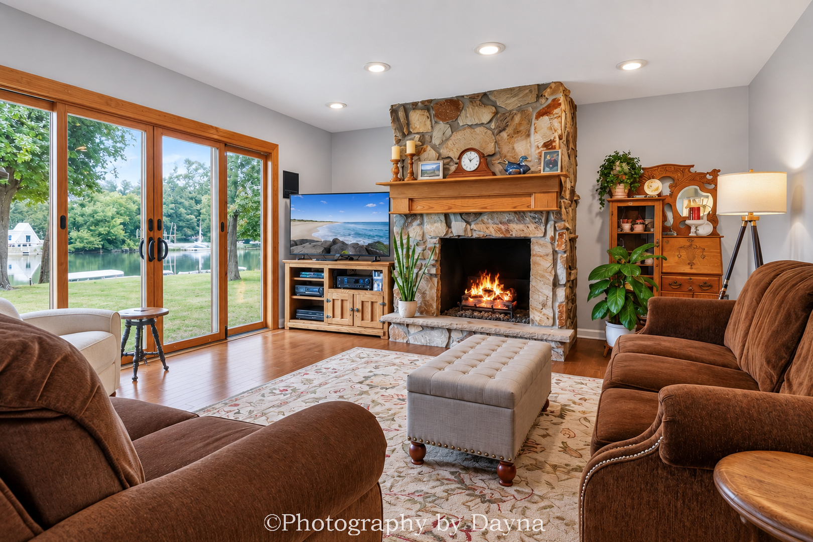 main property photo 9