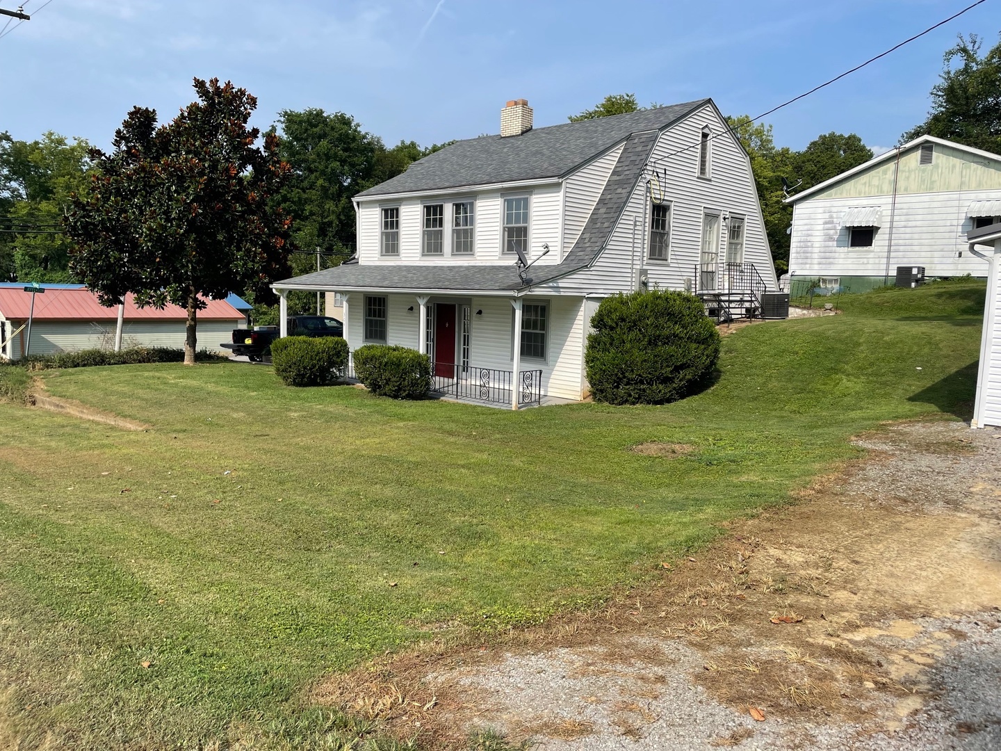 main property photo 2