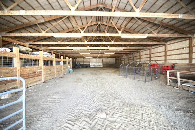 main property photo 18