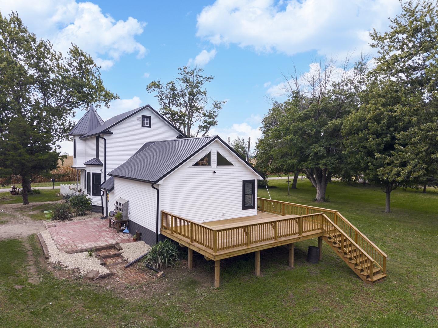 main property photo 44