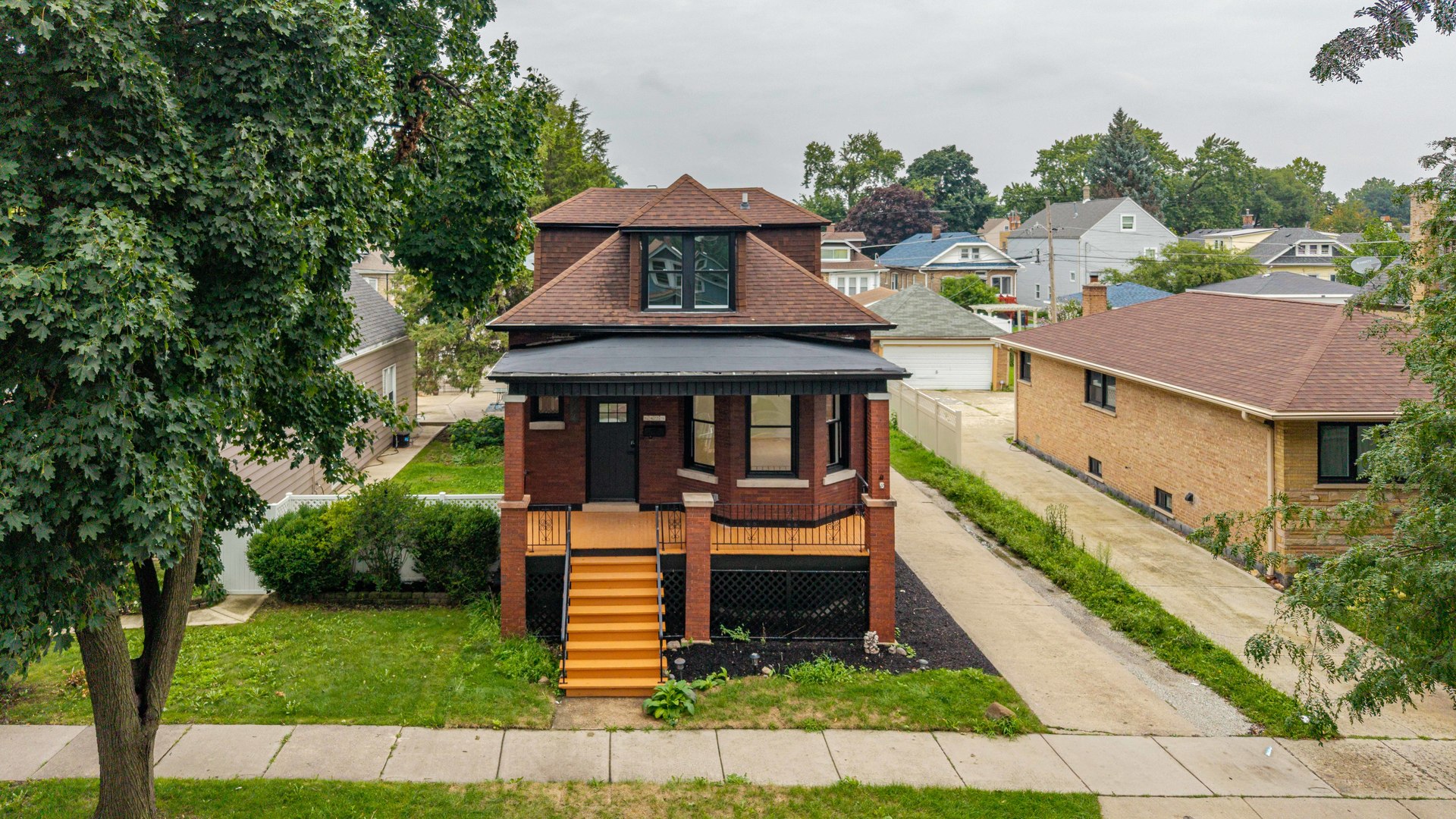 main property photo 34