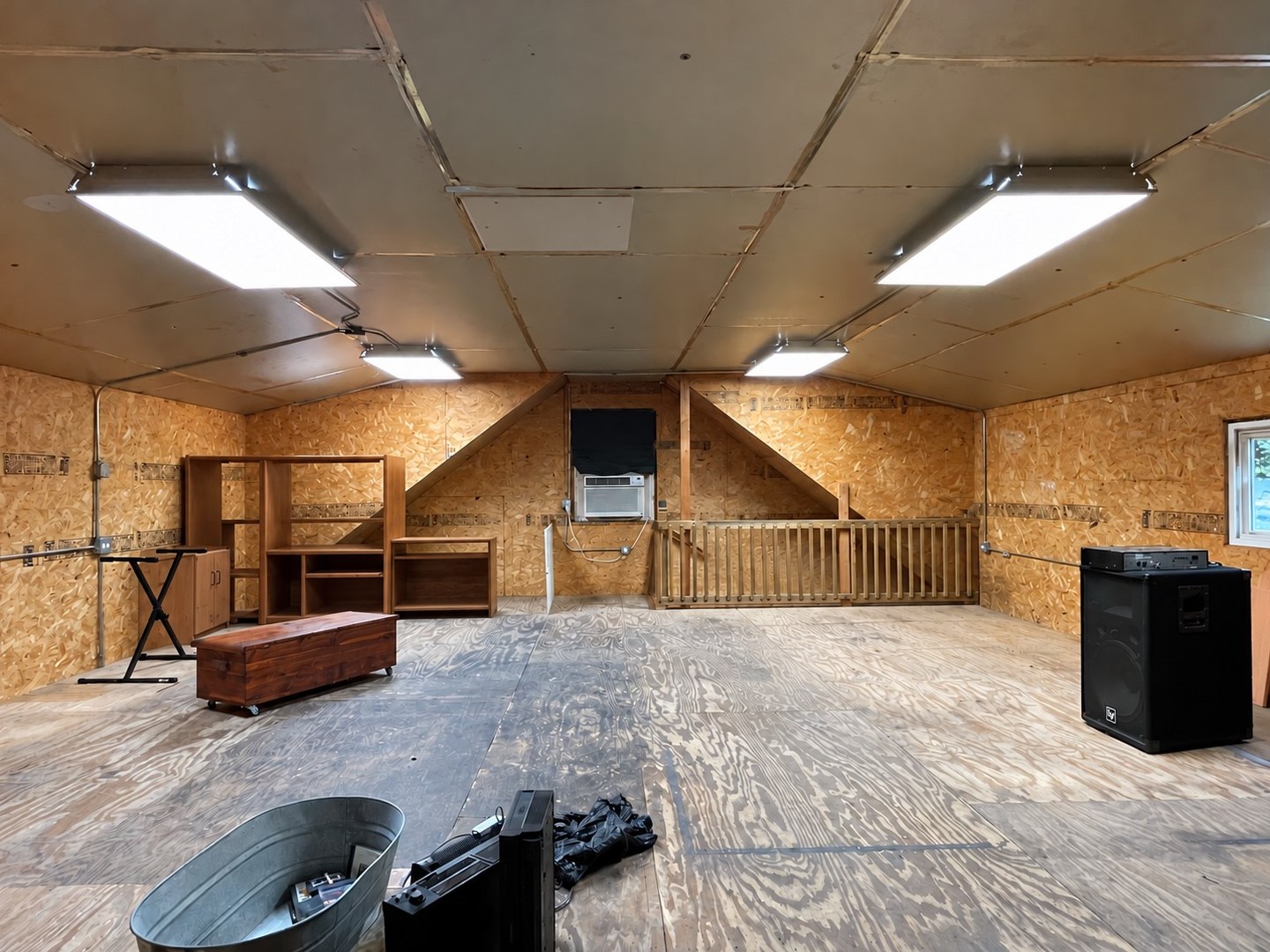 main property photo 14