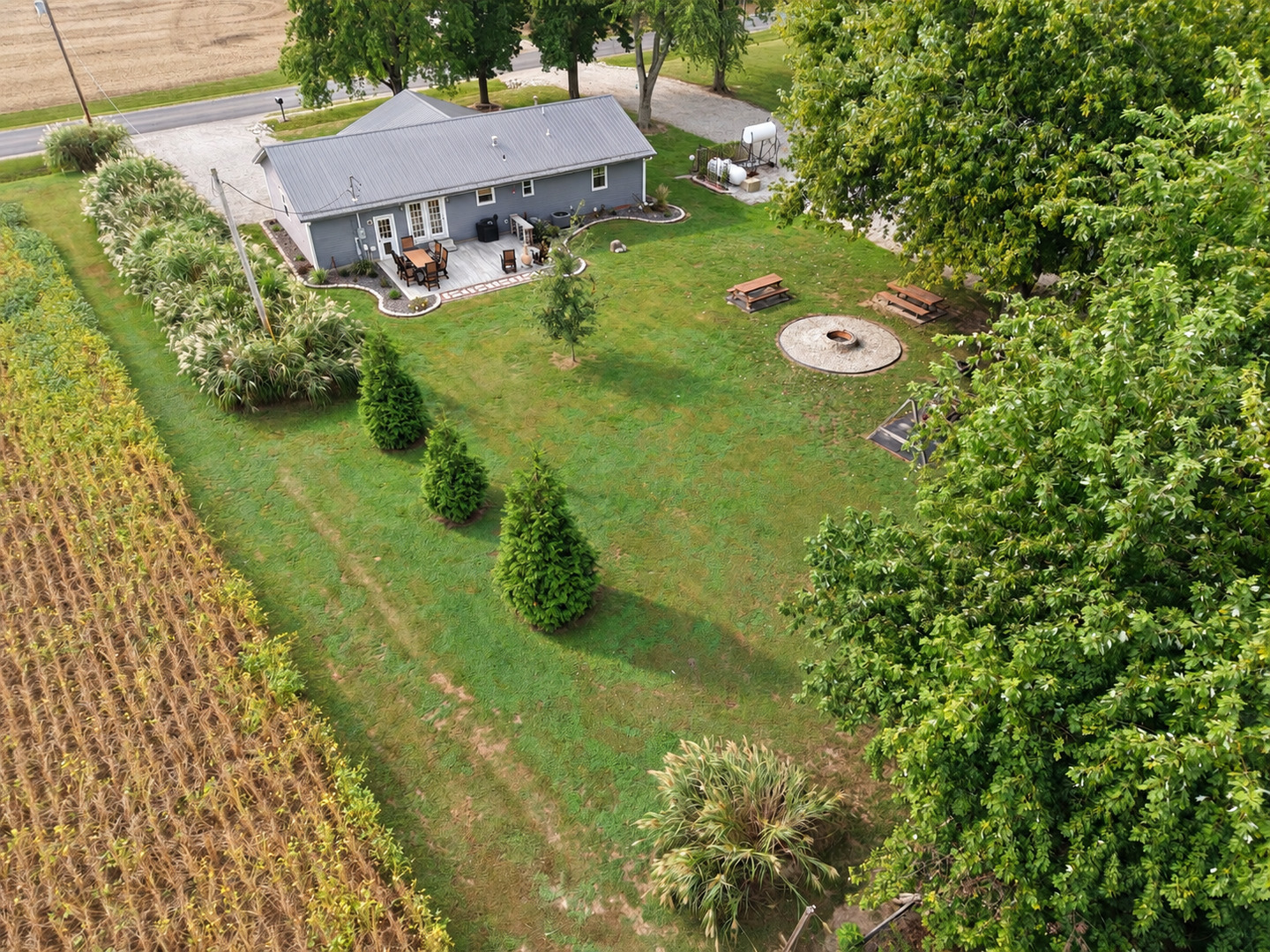 main property photo 36