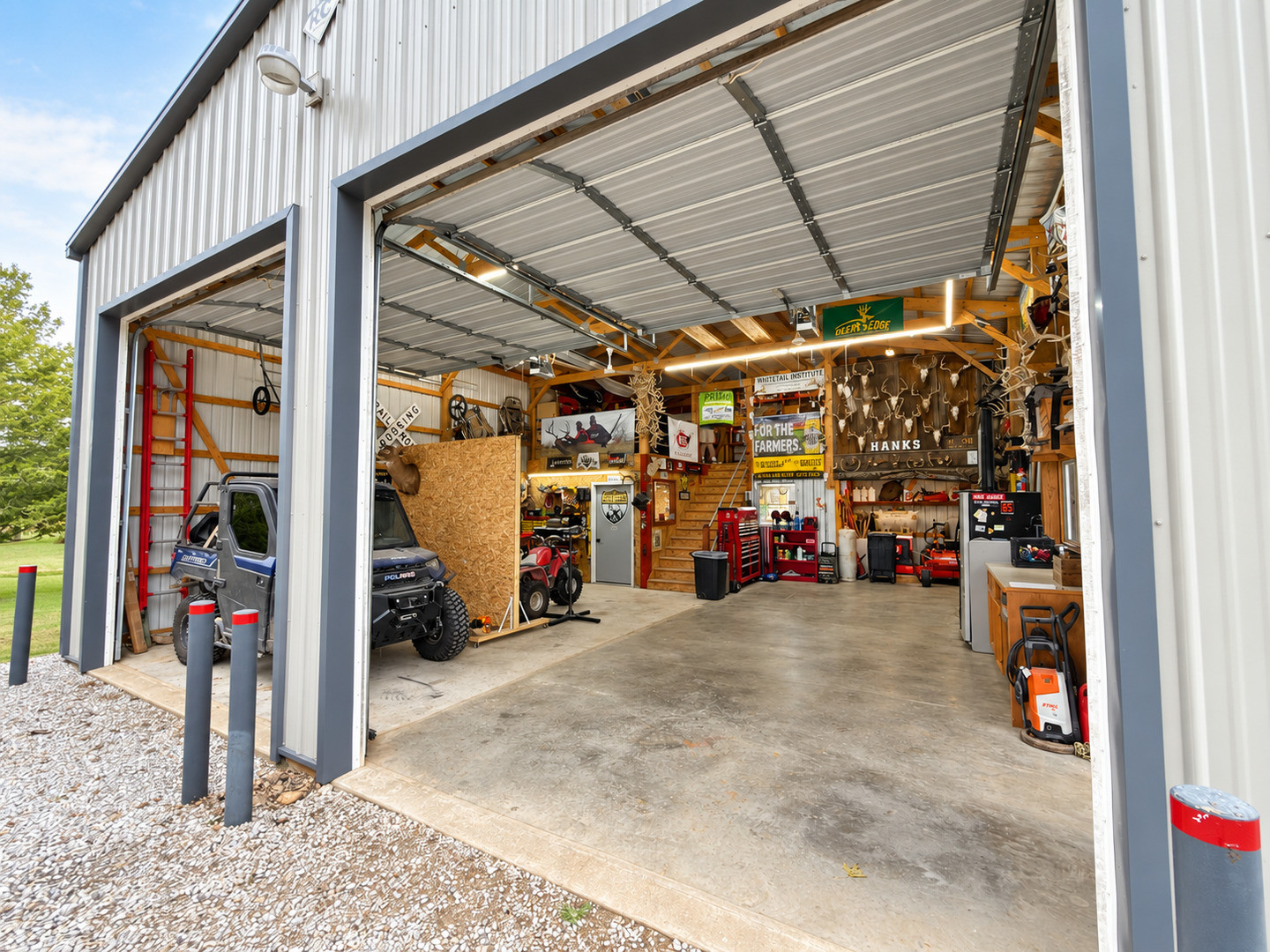 main property photo 51
