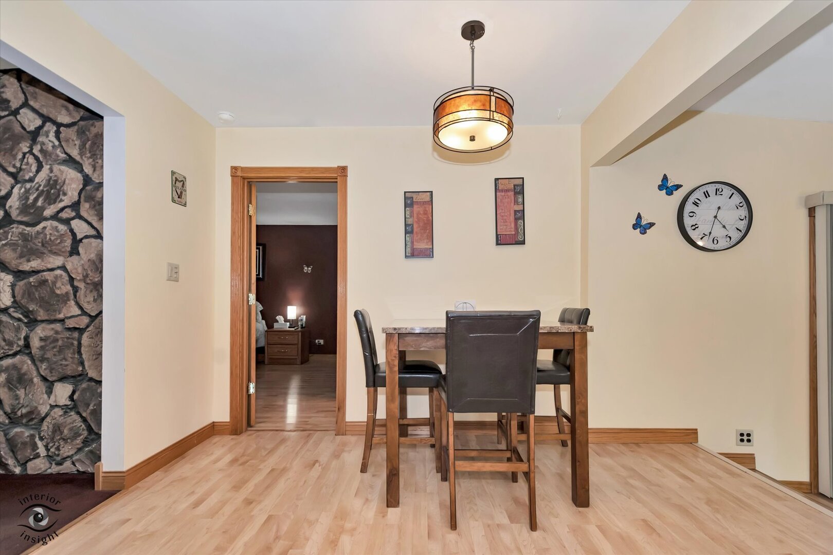 property viewer photo 6