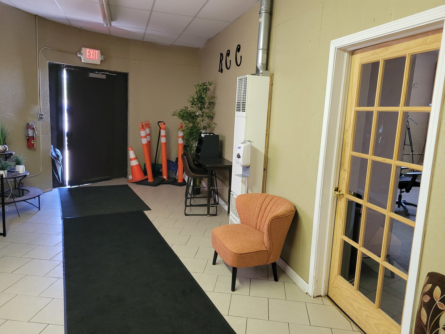 main property photo 5