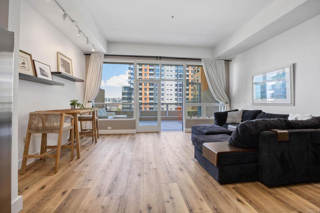 main property photo 0