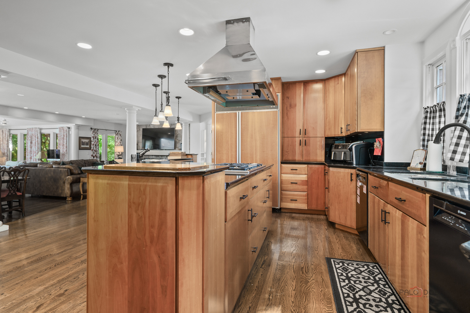 main property photo 12