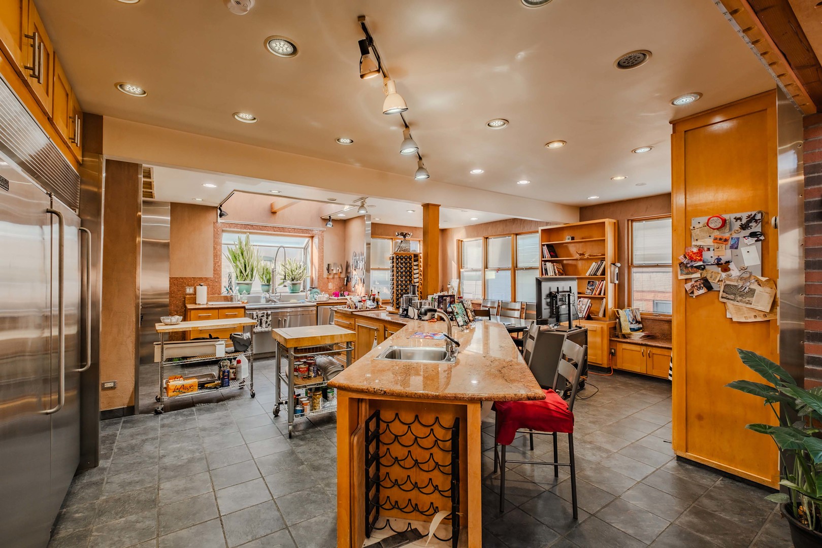 main property photo 8