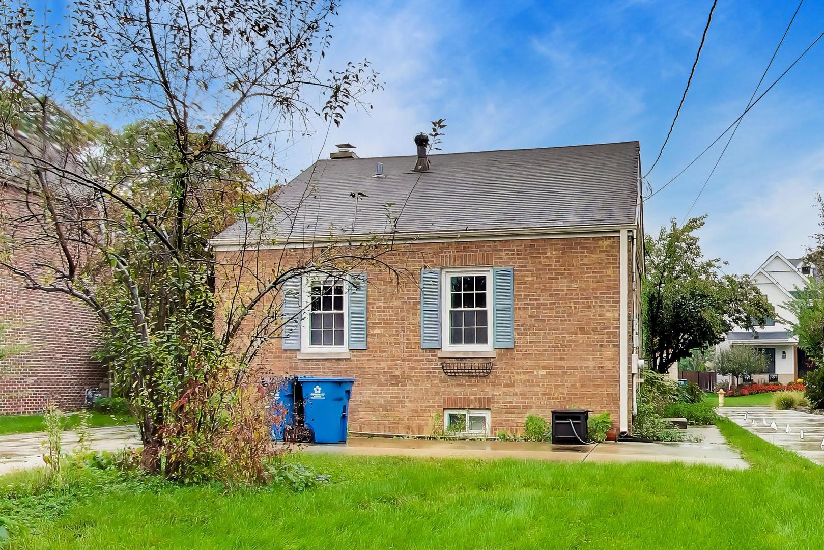 main property photo 23