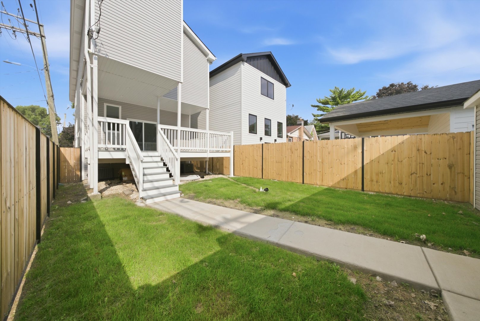 main property photo 50