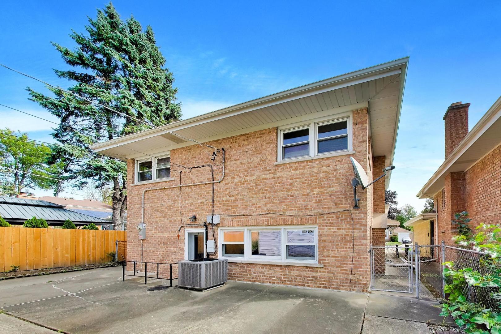 main property photo 39
