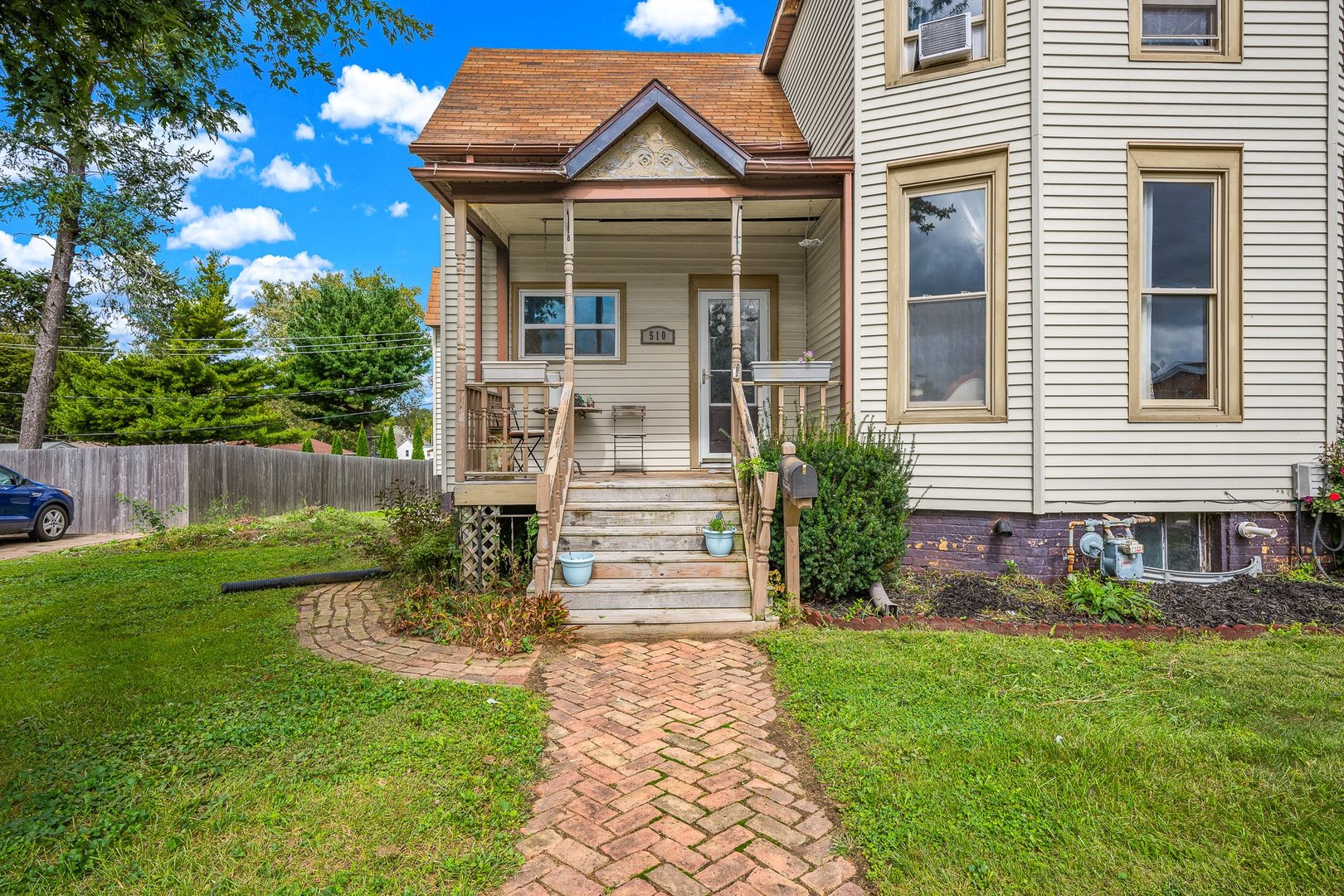main property photo 3