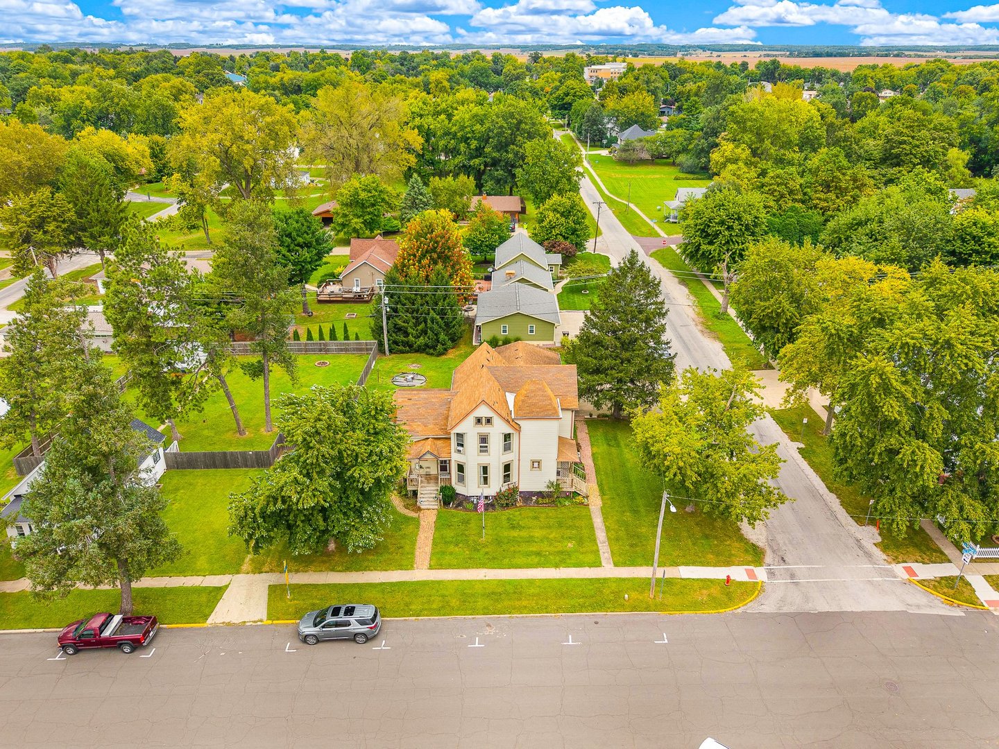main property photo 38