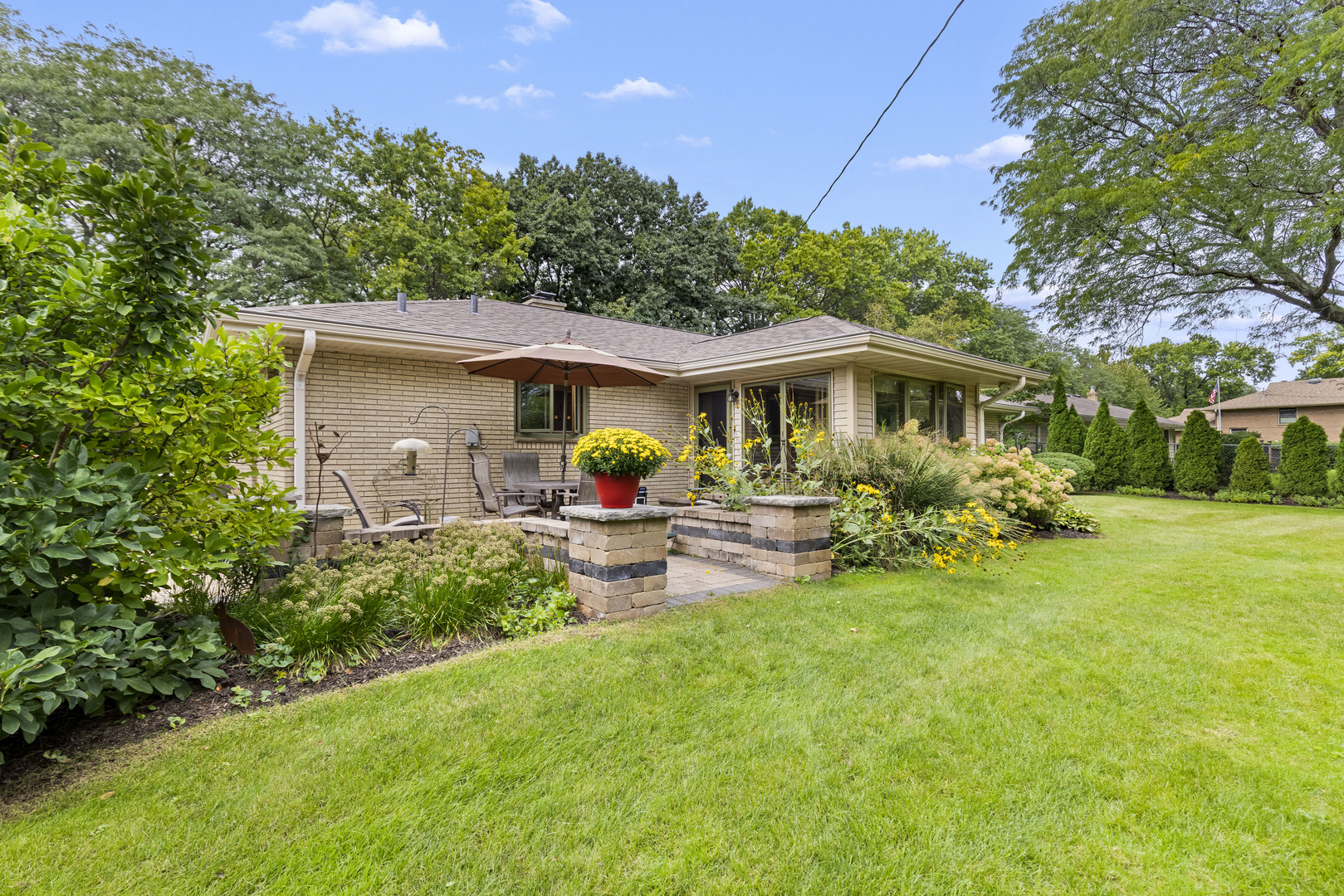 property viewer photo 18