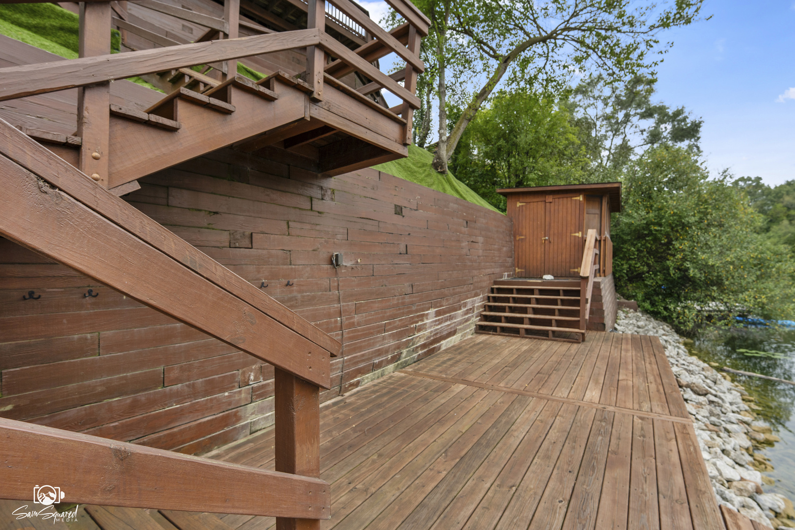 main property photo 17