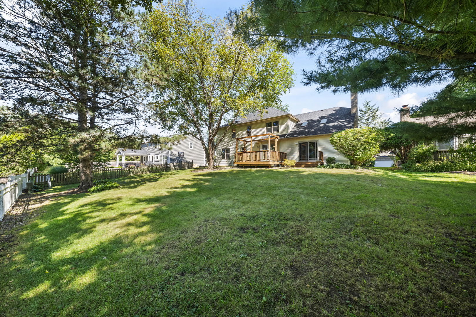 main property photo 24