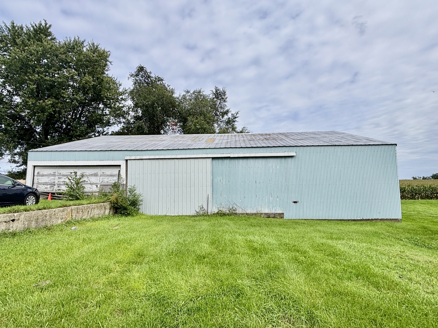 main property photo 27