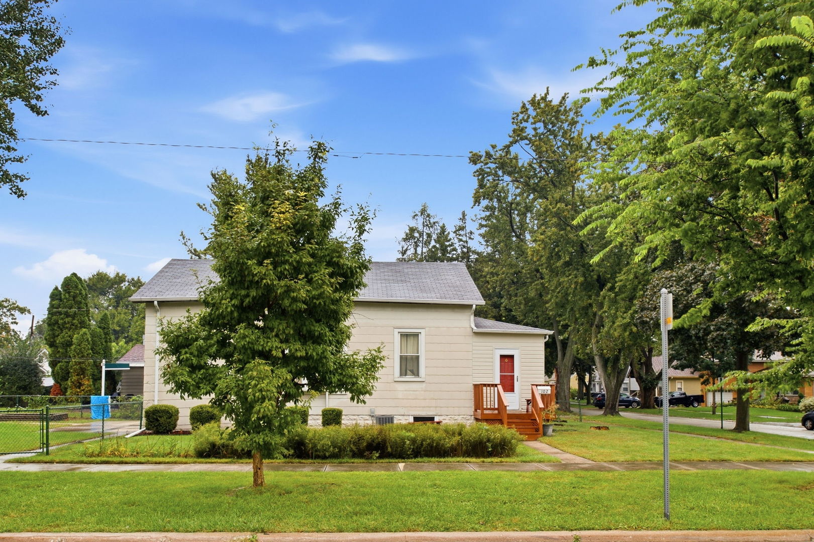 main property photo 2