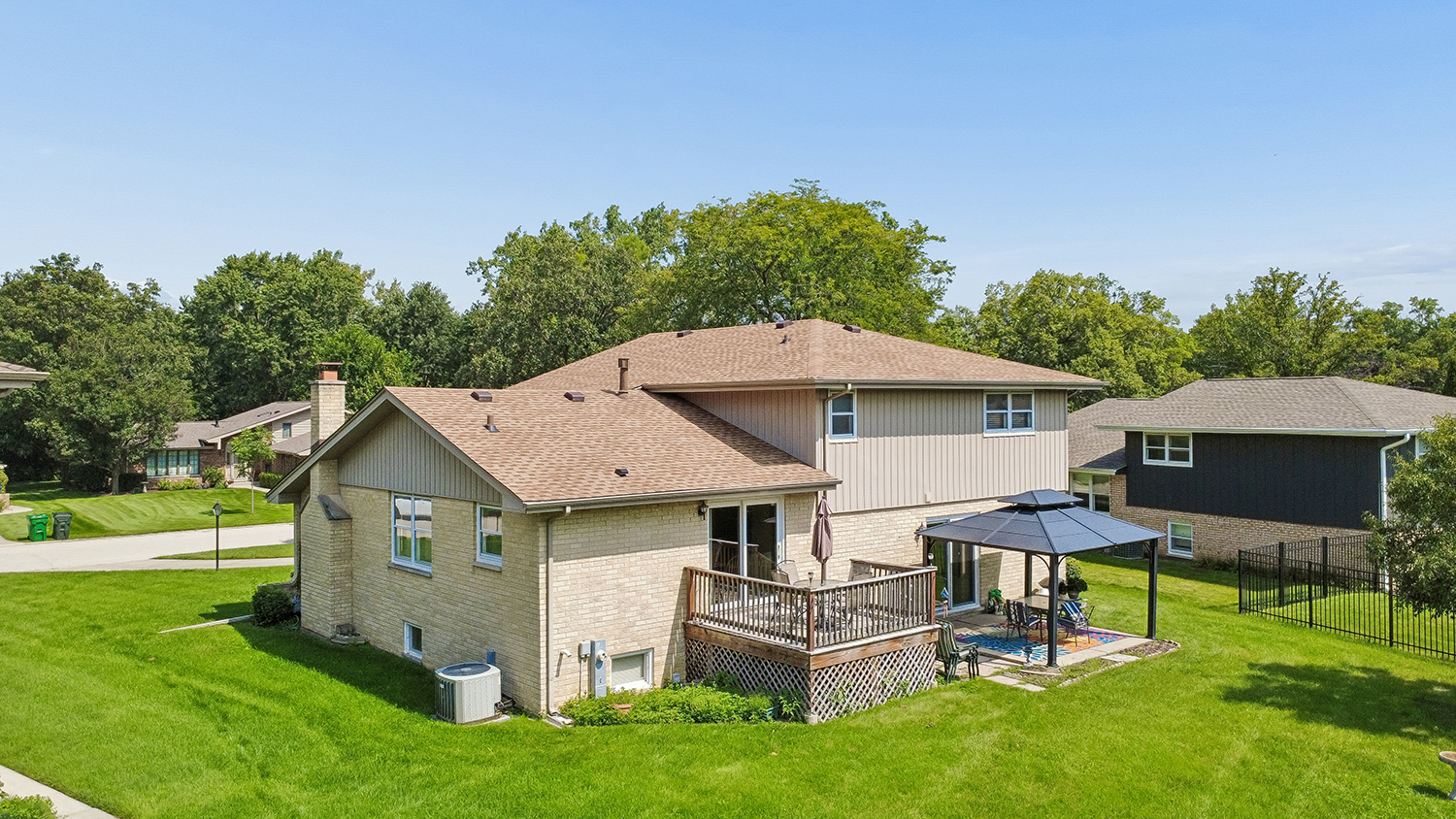 property viewer photo 6